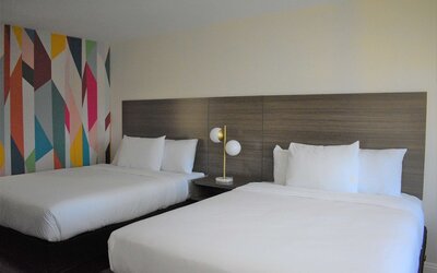 Signature Anaheim Maingate