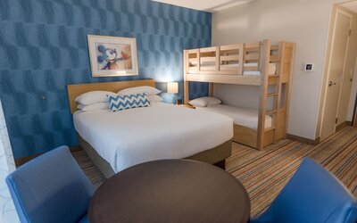 Howard Johnson by Wyndham Anaheim Hotel and Water Playground