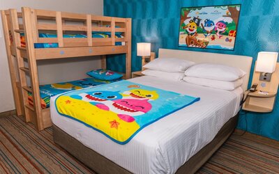 Howard Johnson by Wyndham Anaheim Hotel and Water Playground
