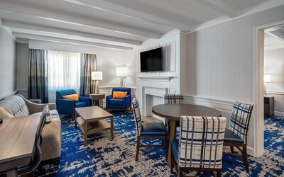 Crowne Plaza Albany - The Desmond Hotel by IHG