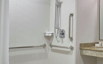 Fairfield Inn & Suites by Marriott Albany Airport