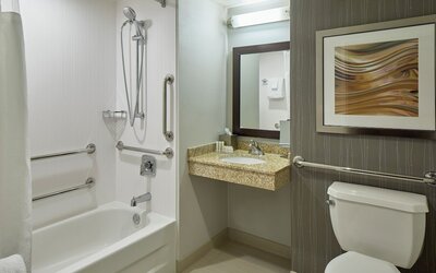 Courtyard by Marriott Albany Thruway