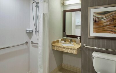 Courtyard by Marriott Albany Thruway