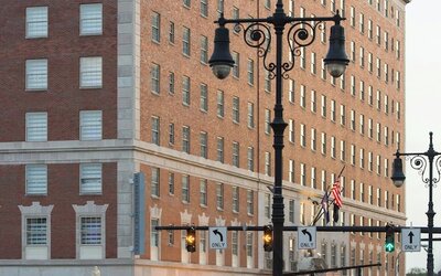 Renaissance Albany Hotel