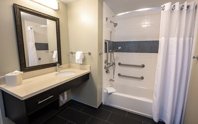 Staybridge Suites Albany Wolf Rd-Colonie Center by IHG