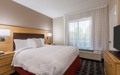TownePlace Suites Latham Albany Airport