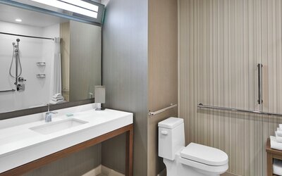 Courtyard by Marriott Albany Troy/Waterfront
