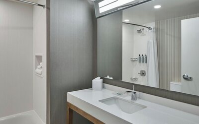 Courtyard by Marriott Albany Troy/Waterfront