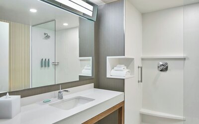 Courtyard by Marriott Albany Troy/Waterfront