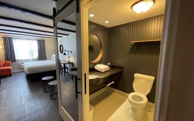 The Century House Latham - North Albany, an Ascend Collection Hotel