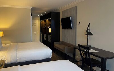 The Century House Latham - North Albany, an Ascend Collection Hotel