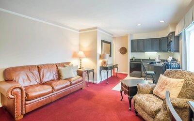 The Century House Latham - North Albany, an Ascend Collection Hotel