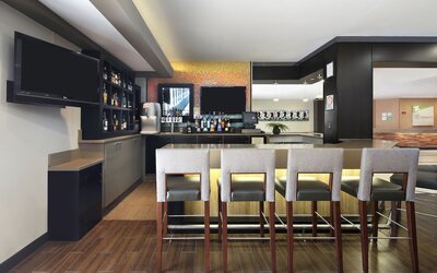 Holiday Inn Hotel & Suites Anaheim by IHG