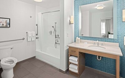 Homewood Suites by Hilton Anaheim Resort – Convention Center