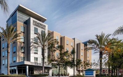 Homewood Suites by Hilton Anaheim Resort – Convention Center