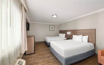 Solara Inn and Suites