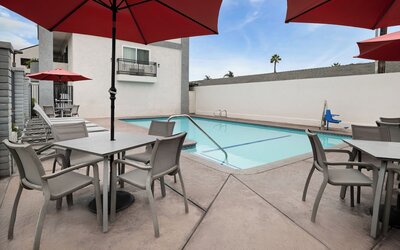 Solara Inn and Suites