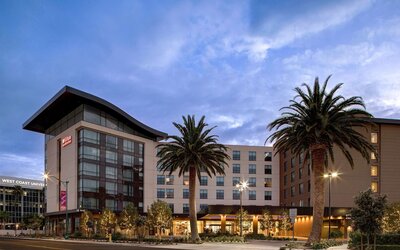 Home2Suites by Hilton Anaheim Resort