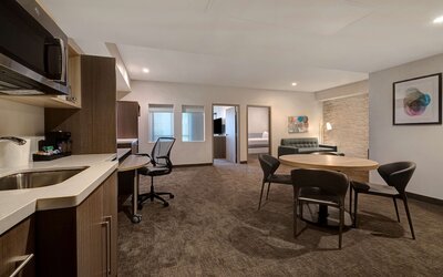 Home2Suites by Hilton Anaheim Resort