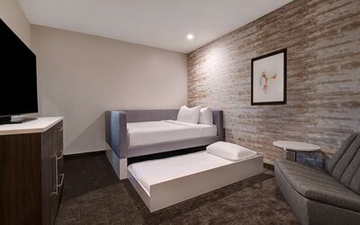 Home2Suites by Hilton Anaheim Resort