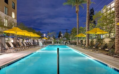 Home2Suites by Hilton Anaheim Resort