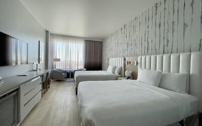 The Viv Hotel, Anaheim, a Tribute Portfolio Hotel