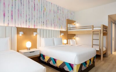 The Viv Hotel, Anaheim, a Tribute Portfolio Hotel