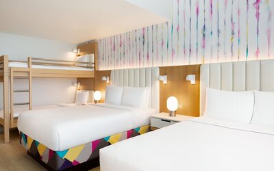 The Viv Hotel, Anaheim, a Tribute Portfolio Hotel