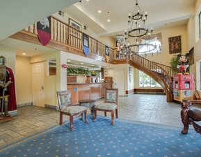 Castle Inn and Suites