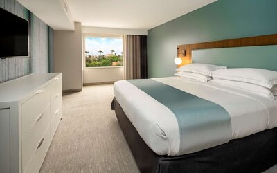 SunCoast Park Hotel Anaheim Resort, Tapestry by Hilton