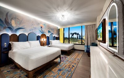The Villas At The Disneyland Hotel