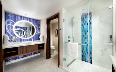 The Villas At The Disneyland Hotel