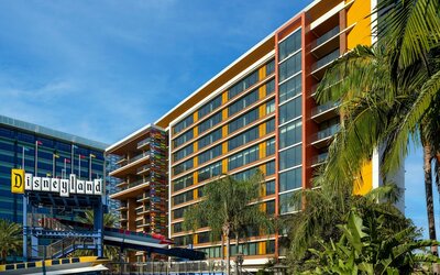 The Villas At The Disneyland Hotel