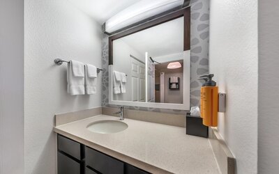 Sonesta ES Suites Anaheim Resort Area