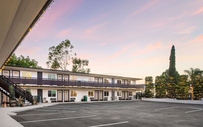 California Inn