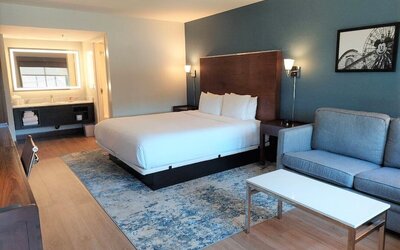 Four Points by Sheraton Anaheim