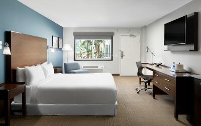 Four Points by Sheraton Anaheim