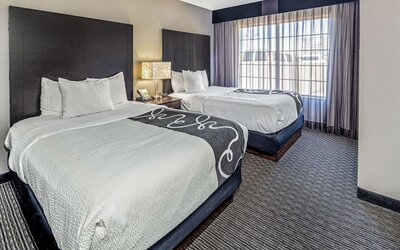 La Quinta Inn & Suites by Wyndham Anaheim