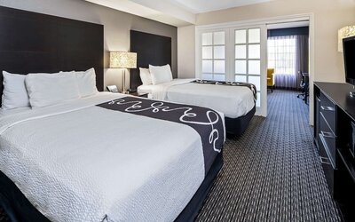 La Quinta Inn & Suites by Wyndham Anaheim