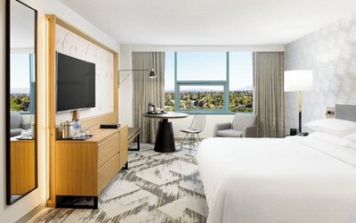 Sheraton Cerritos Hotel
