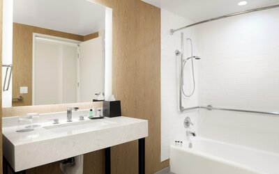 Sheraton Cerritos Hotel