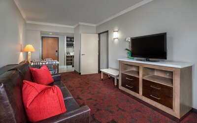 Desert Palms Hotel & Suites