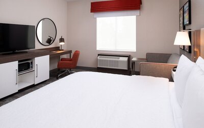Hampton Inn & Suites Buena Park