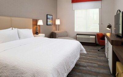 Hampton Inn & Suites Buena Park