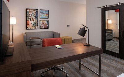 Hampton Inn & Suites Buena Park
