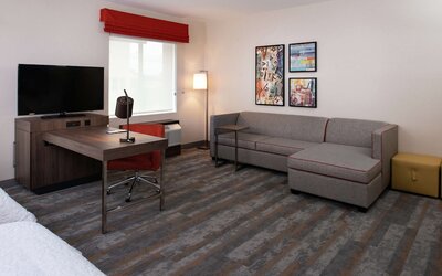Hampton Inn & Suites Buena Park