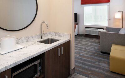 Hampton Inn & Suites Buena Park