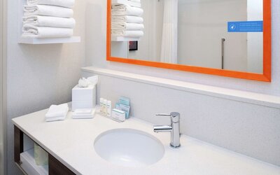 Hampton Inn & Suites Buena Park