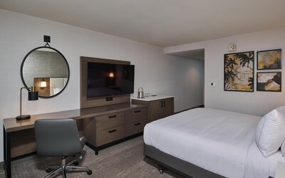 DoubleTree by Hilton Buena Park