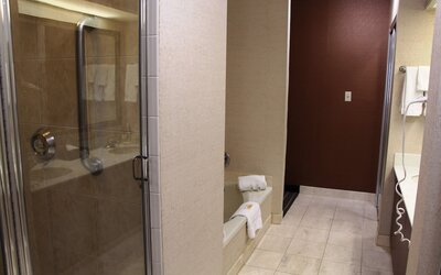 DoubleTree by Hilton Buena Park